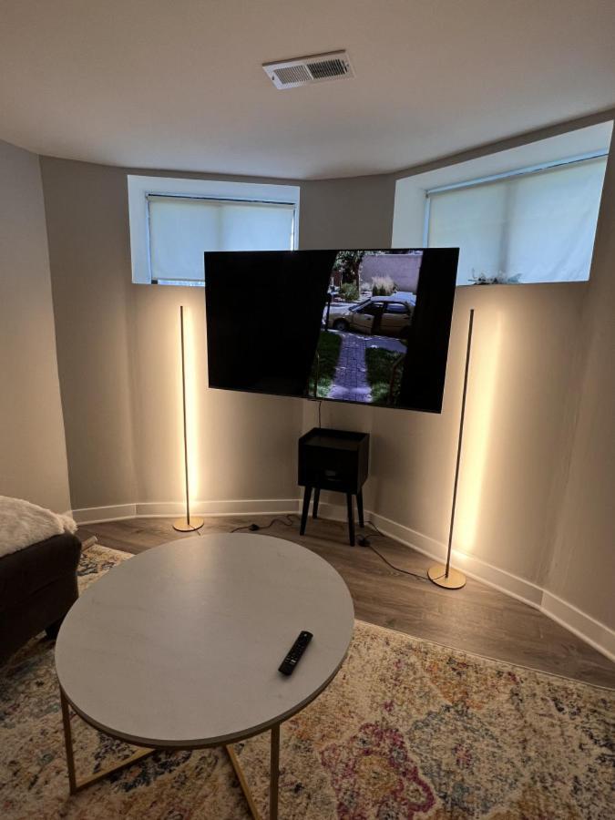 Modern 3 Bedroom Close To Downtown Chicago Ngoại thất bức ảnh